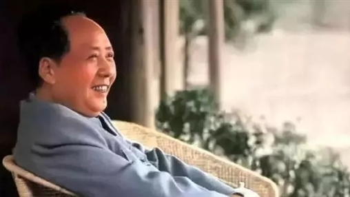 紀(jì)念毛澤東同志誕辰126周年！致敬一代偉人！
